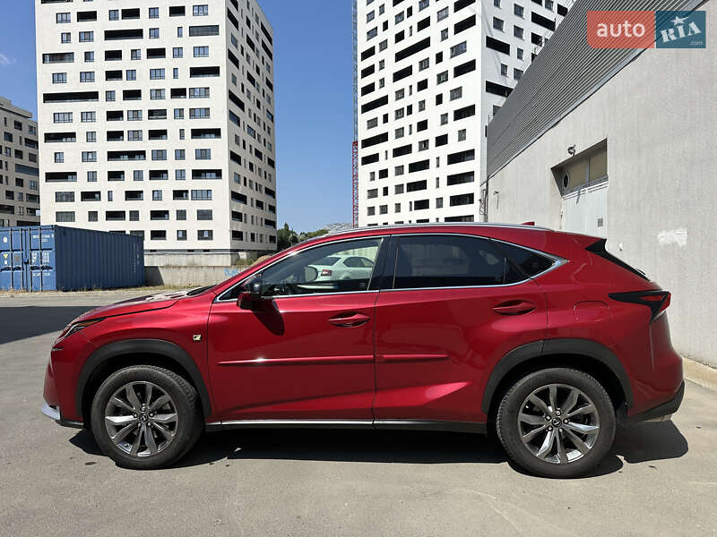 Lexus Nx (2017)