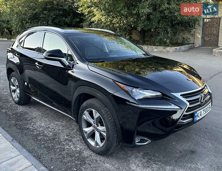 Lexus Nx (2016)