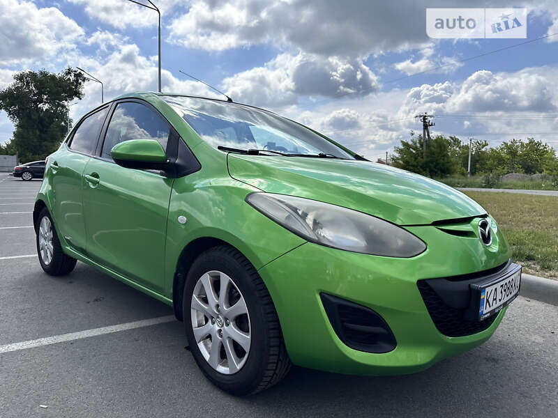 Mazda 2 (2011)
