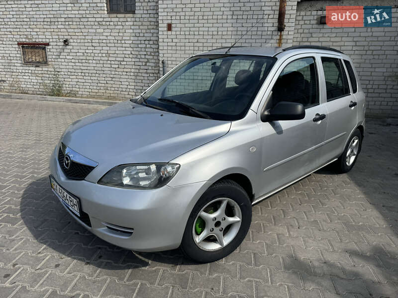 Mazda 2 (2004)