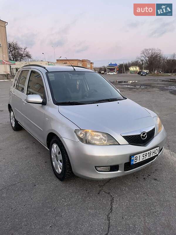 Mazda 2 (2003)