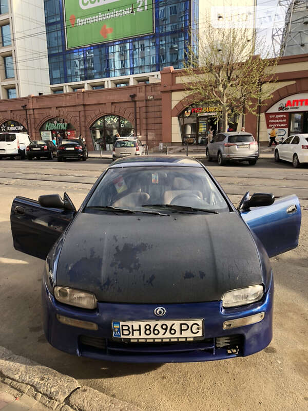 Mazda 323 (1995)