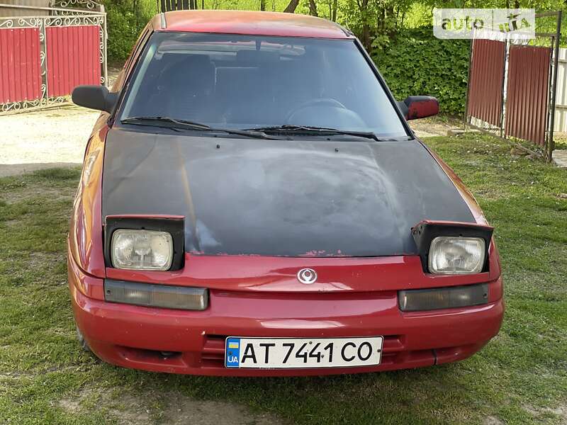 Mazda 323 (1993)