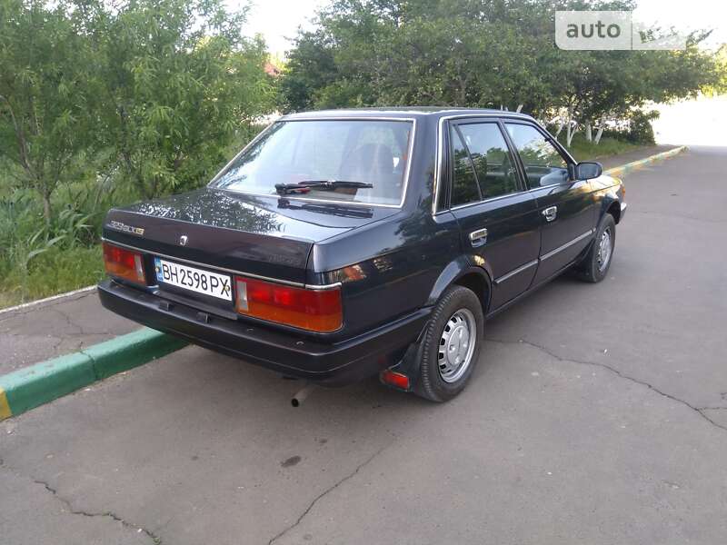 Mazda 323 (1986)
