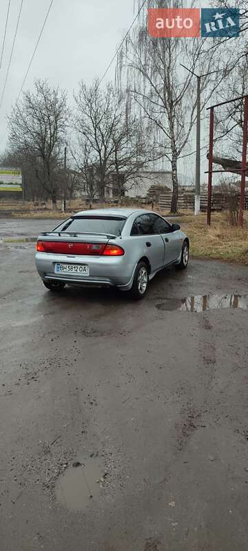 Mazda 323 (1998)