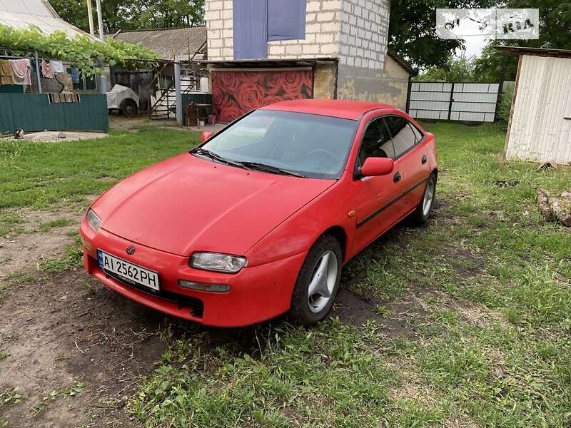 Mazda 323 (1995)