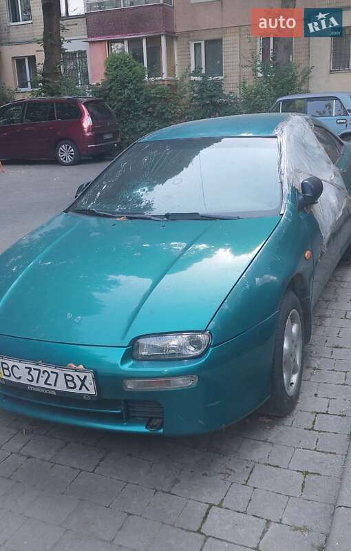 Mazda 323 (1995)