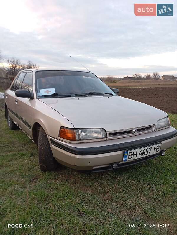 Mazda 323 (1994)