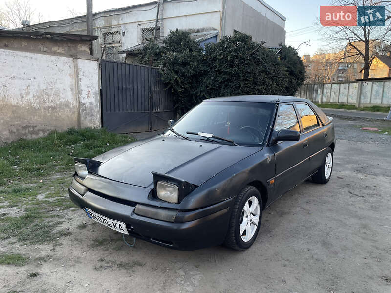 Mazda 323 (1991)