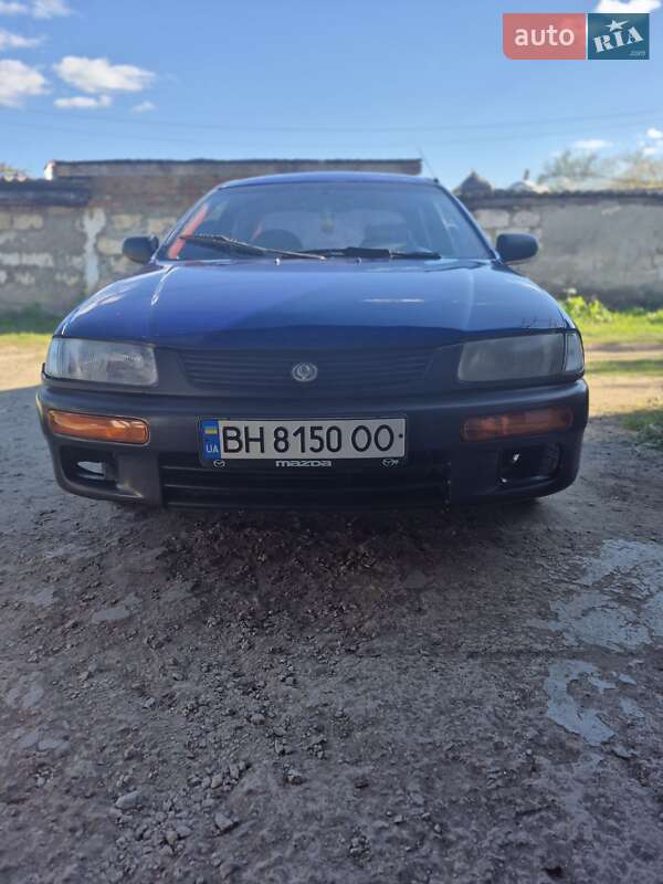Mazda 323 (1995)