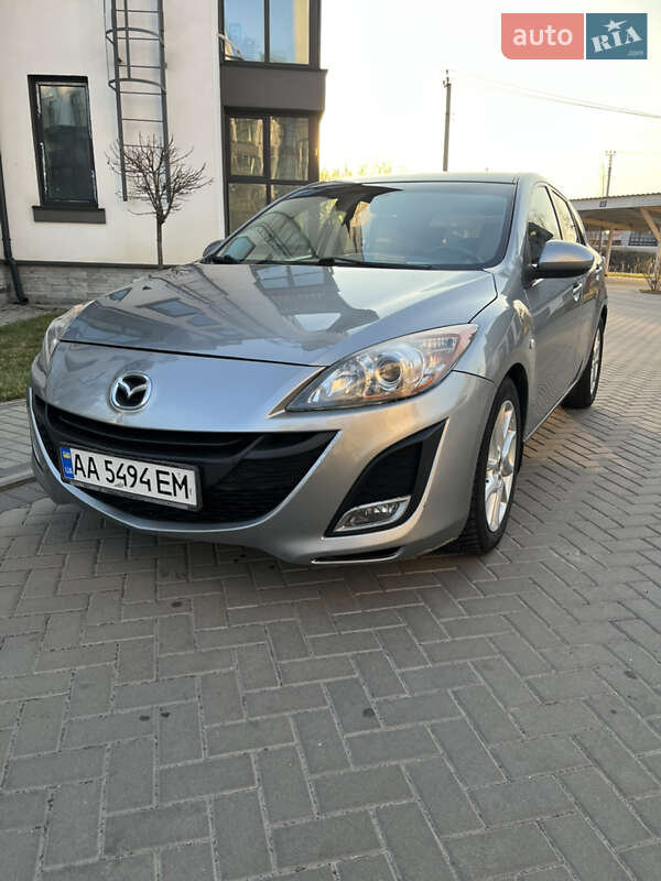Mazda 3 (2012)