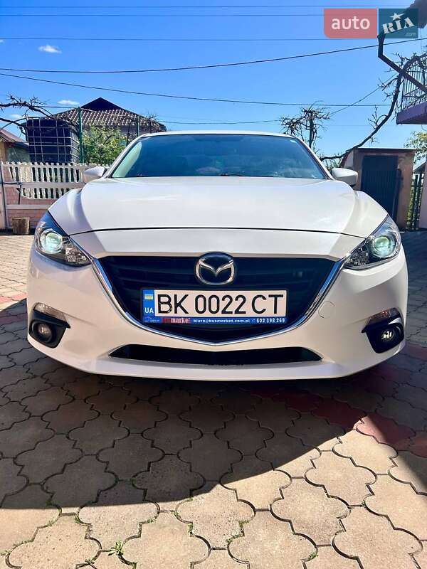 Mazda 3 (2015)