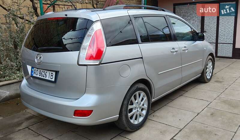 Mazda 5 (2008)