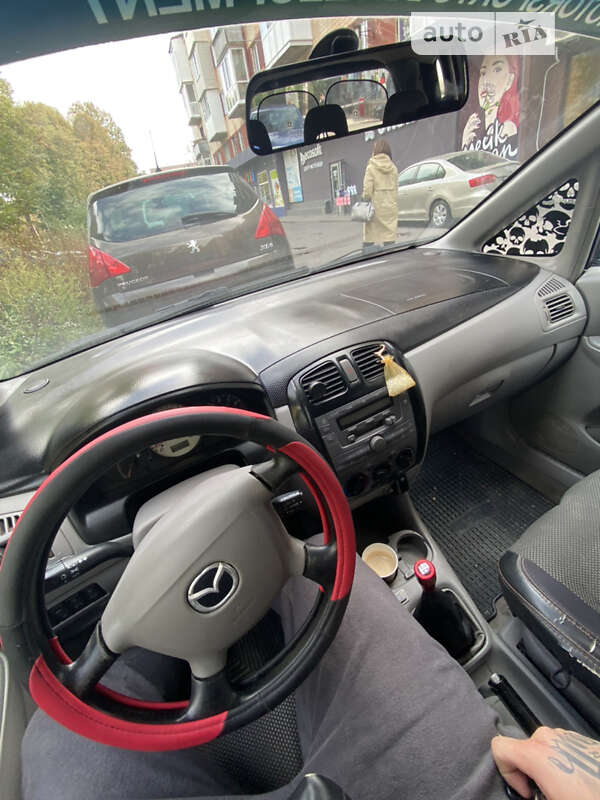 Mazda Premacy (1999)
