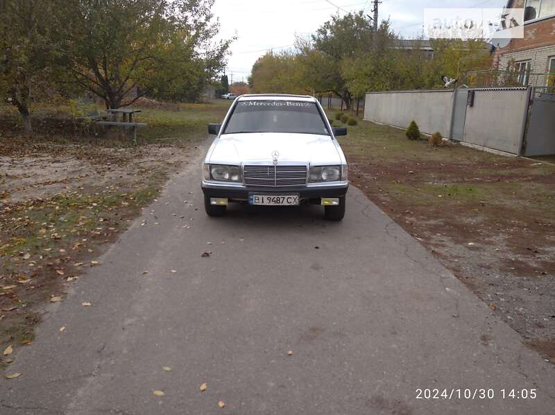 Mercedes-benz 190 (1984)