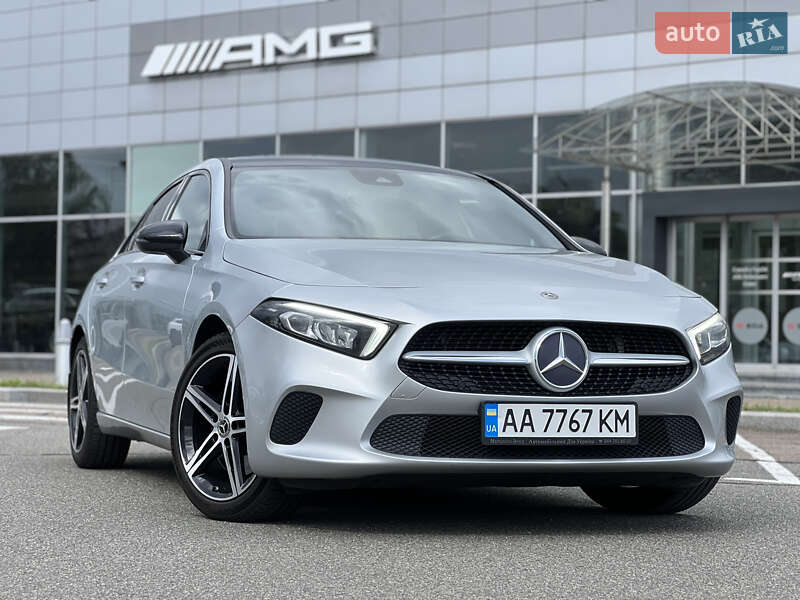 Mercedes-benz A-class (2019)