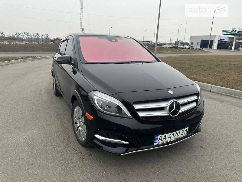 Mercedes-benz B 250e (2016)