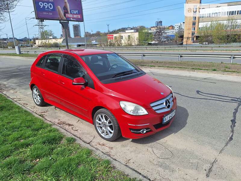 Mercedes-benz B180 cdi (2009)
