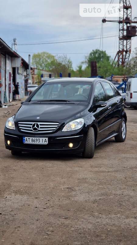 Mercedes-benz B 150 (2008)