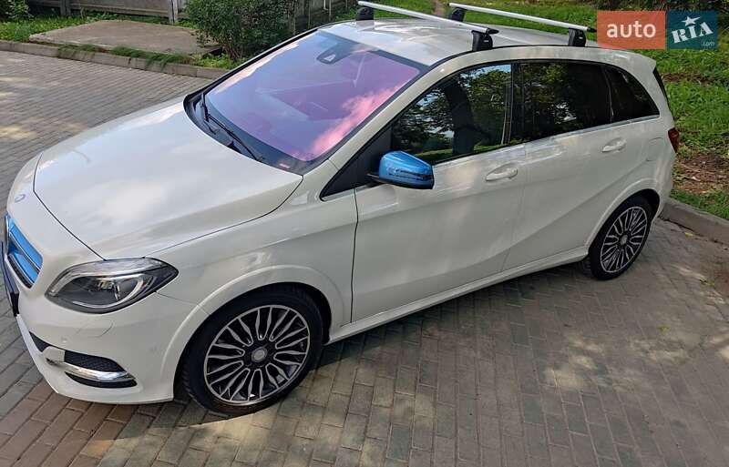 Mercedes-benz Electric drive (2015)