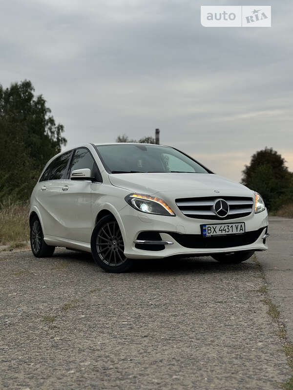 Mercedes-benz B 250e (2016)