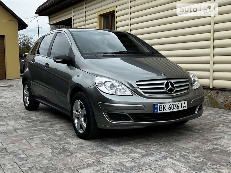 Mercedes-benz B 150 (2007)