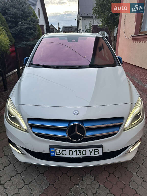 Mercedes-benz Electric drive (2015)