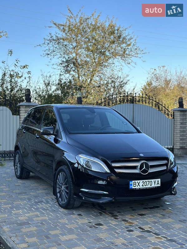 Mercedes-benz B 250e (2016)