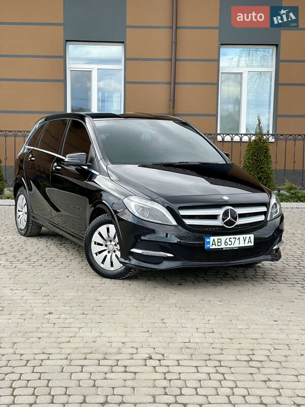 Mercedes-benz B-class (2015)