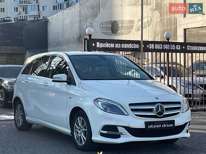 Mercedes-benz B-class (2017)