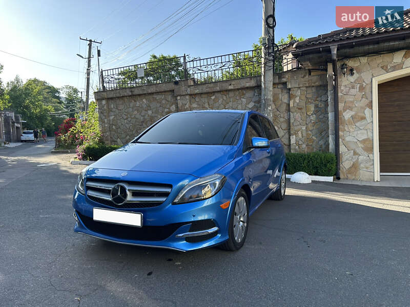 Mercedes-benz B-class (2014)