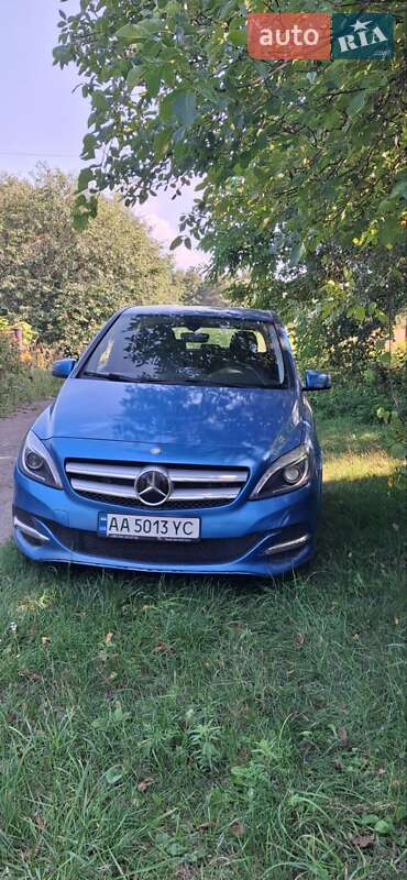 Mercedes-benz B-class (2014)