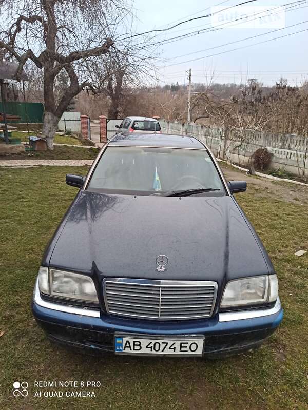 Mercedes-benz 180c (1999)
