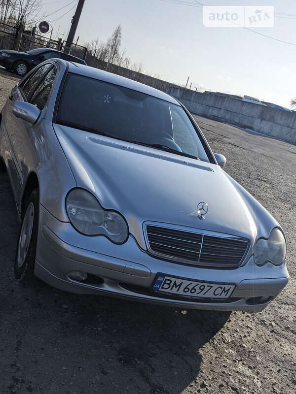 Mercedes-benz C 180 (2002)