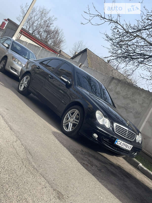 Mercedes-benz C 180 (2006)