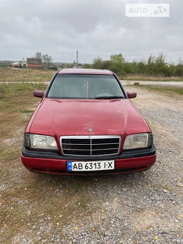Mercedes-benz 180c (1995)