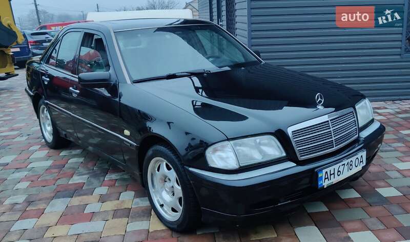 Mercedes-benz C 200 (1997)