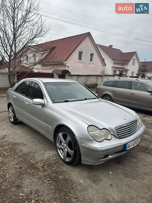 Mercedes-benz C-class (2001)