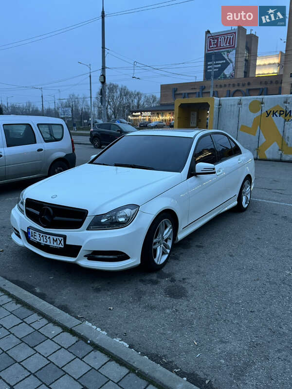 Mercedes-benz C-class (2011)