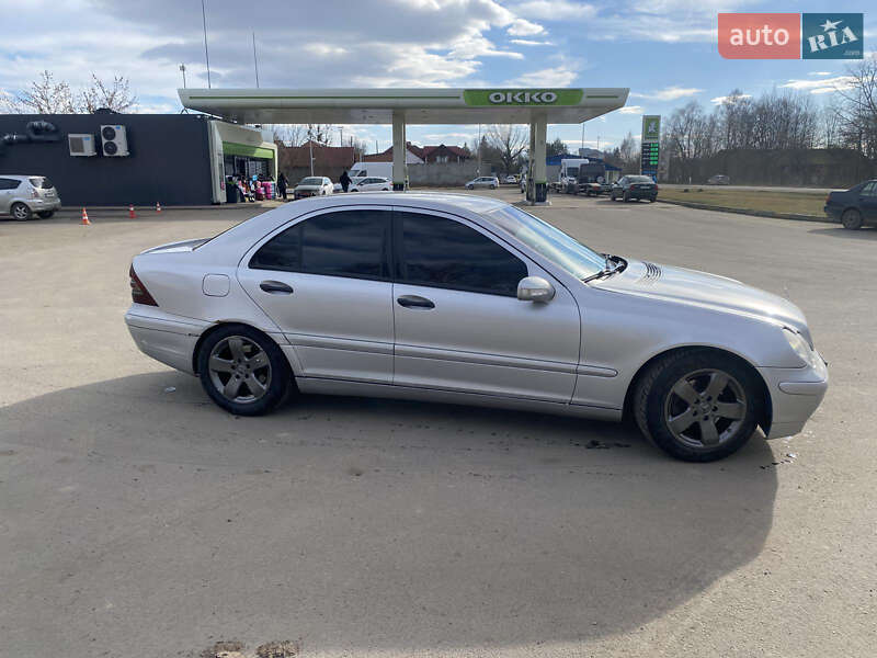 Mercedes-benz C-class (2000)