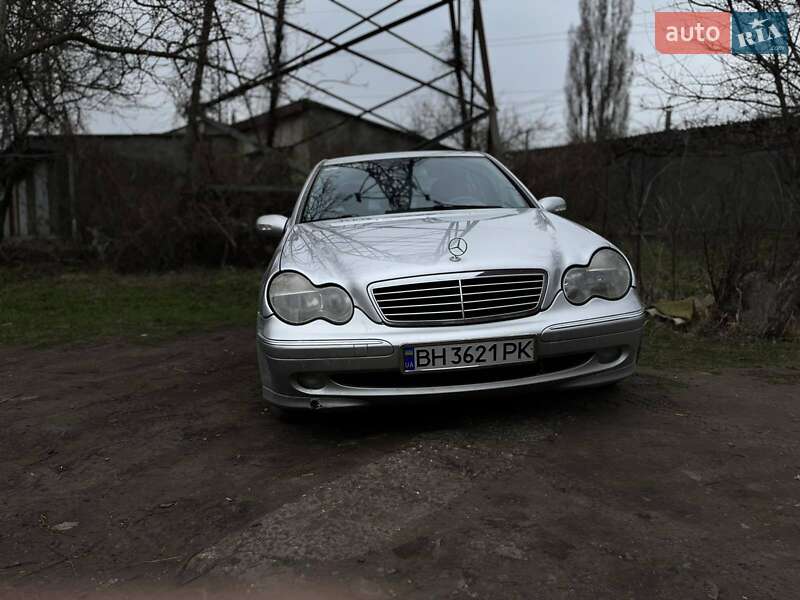 Mercedes-benz C-class (2000)