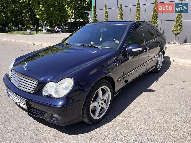 Mercedes-benz C-class (2004)