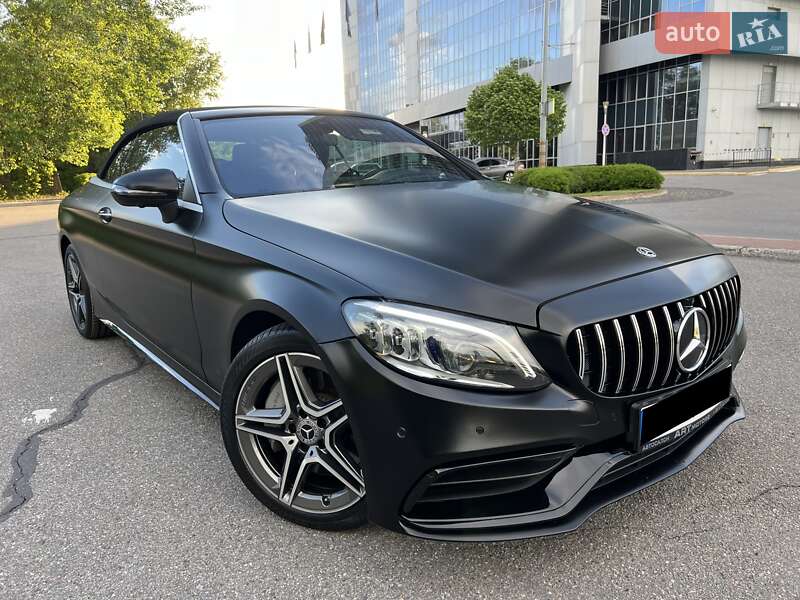 Mercedes-benz C-class (2017)
