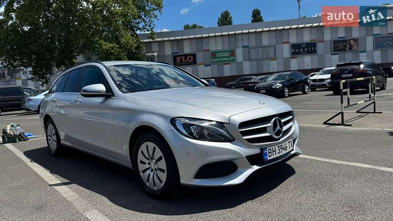 Mercedes-benz C-class (2017)