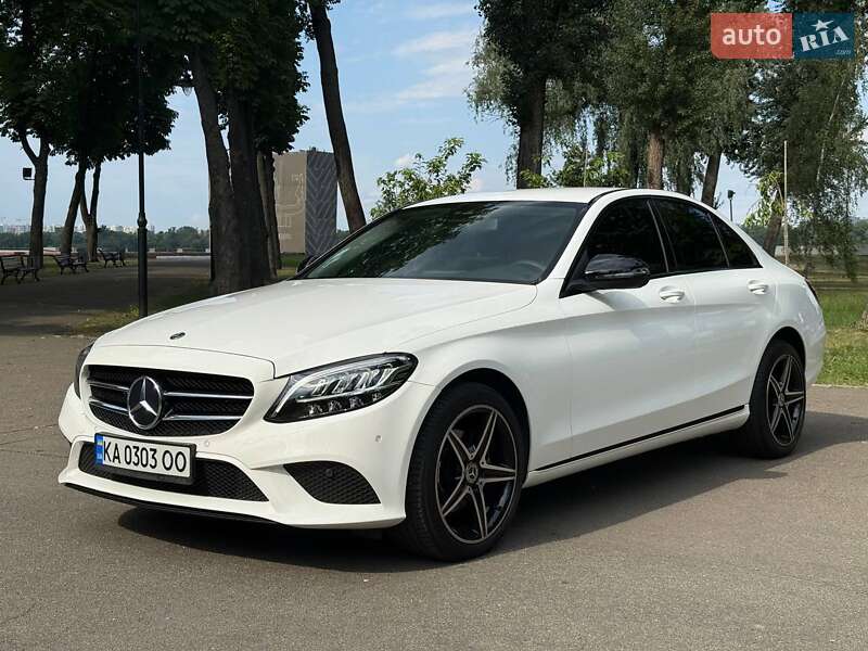 Mercedes-benz C-class (2018)