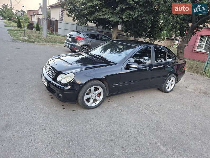 Mercedes-benz C-class (2006)