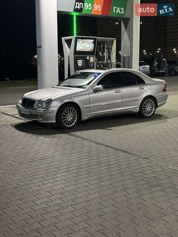Mercedes-benz C-class (2000)