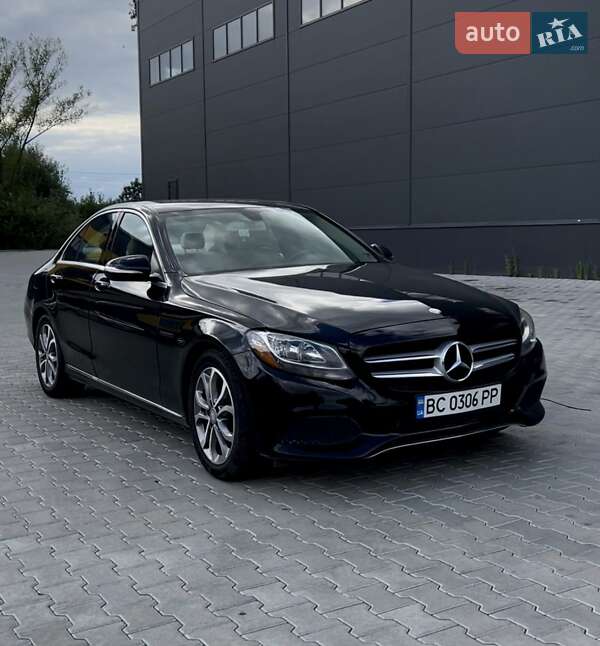 Mercedes-benz C-class (2015)