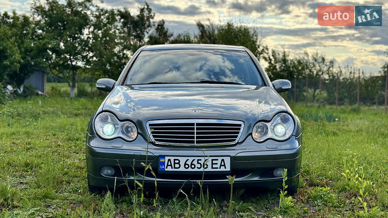 Mercedes-benz C-class (2003)