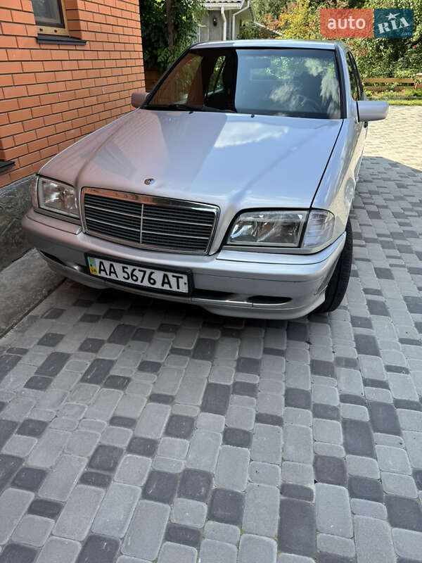 Mercedes-benz C-class (1999)